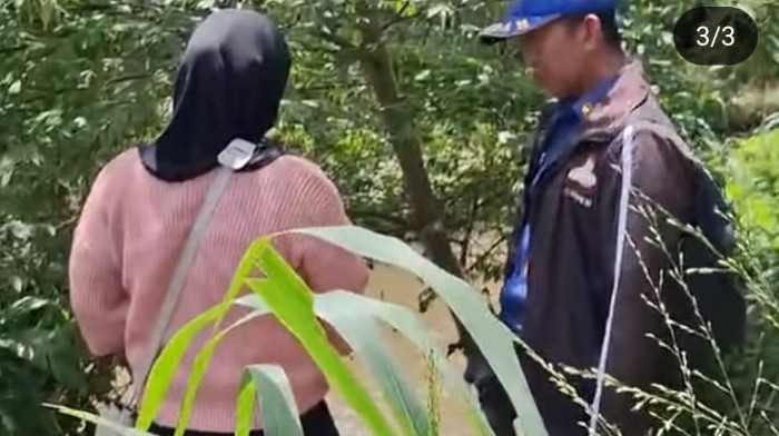 Sendiri yang baling, bomba pula kena cari telefon dalam sungai