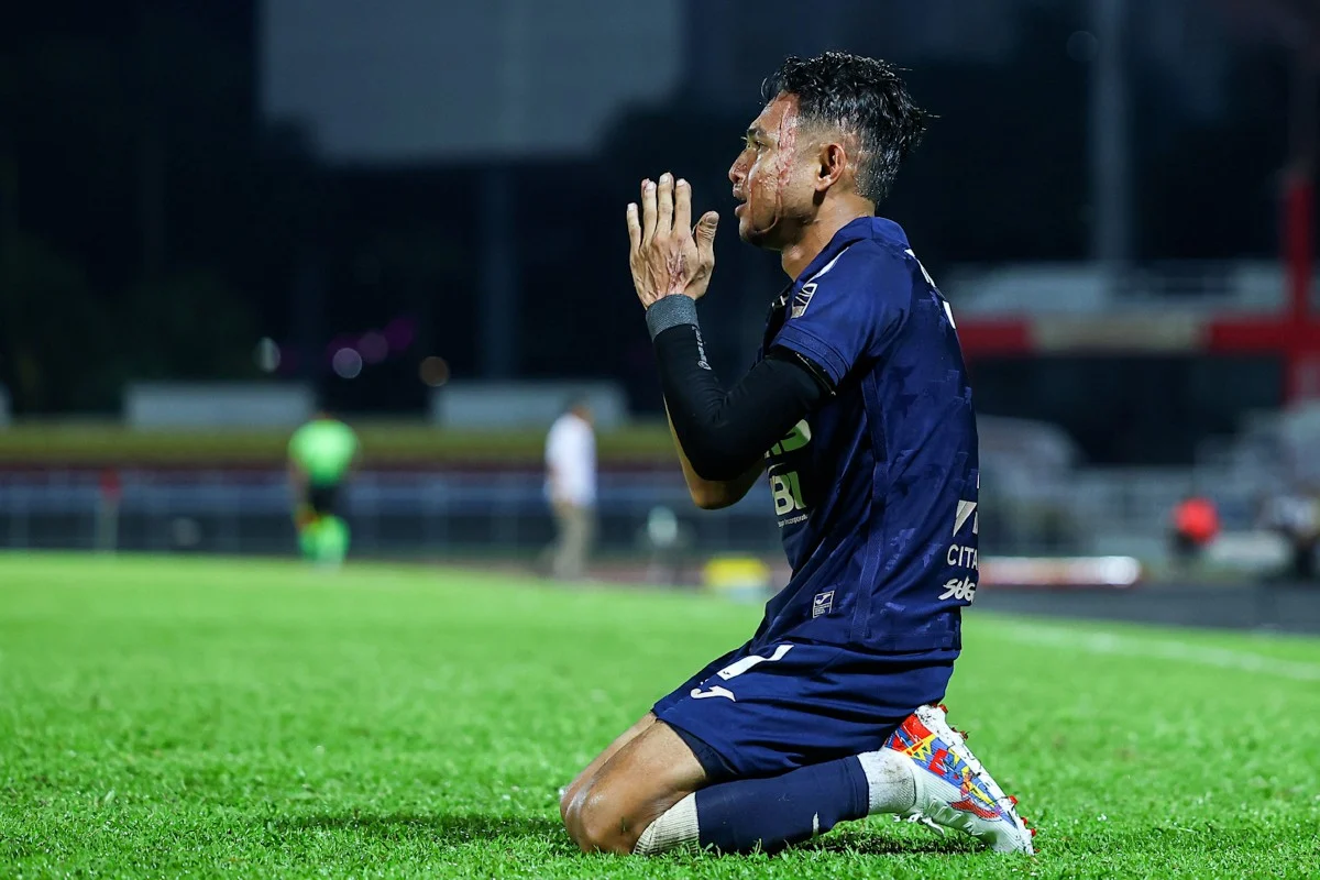 Gergasi Merah naib juara, Faisal 'mengamuk' ledak hatrik