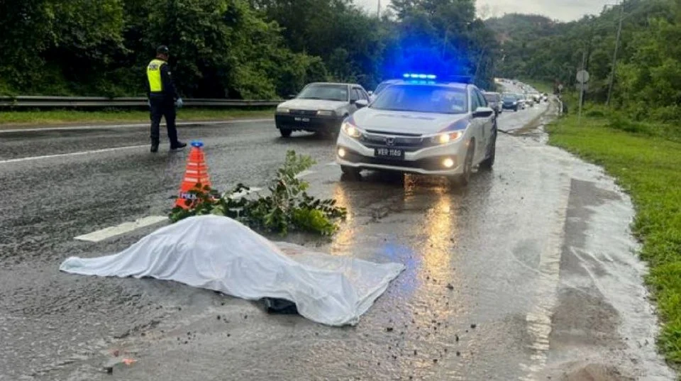 Penunggang motosikal maut kemalangan langgar lari