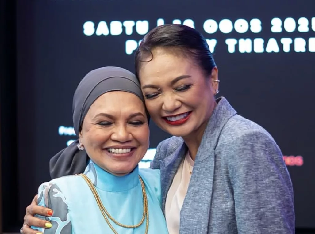 “Salamiah Hassan Tak Terfikir Cari Pengganti, Mahu Jumpa Arwah Suami Di Syurga – “Pada Saya, Ini Adalah Cinta Sejati.” “Salamiah Hassan Tak Terfikir Cari Pengganti, Mahu Jumpa Arwah Suami Di Syurga – “Pada Saya, Ini Adalah Cinta Sejati.”