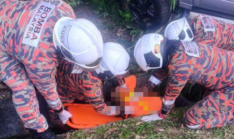 `Bang, sebut Allah. Abang kuat bang, Laililahaillah'