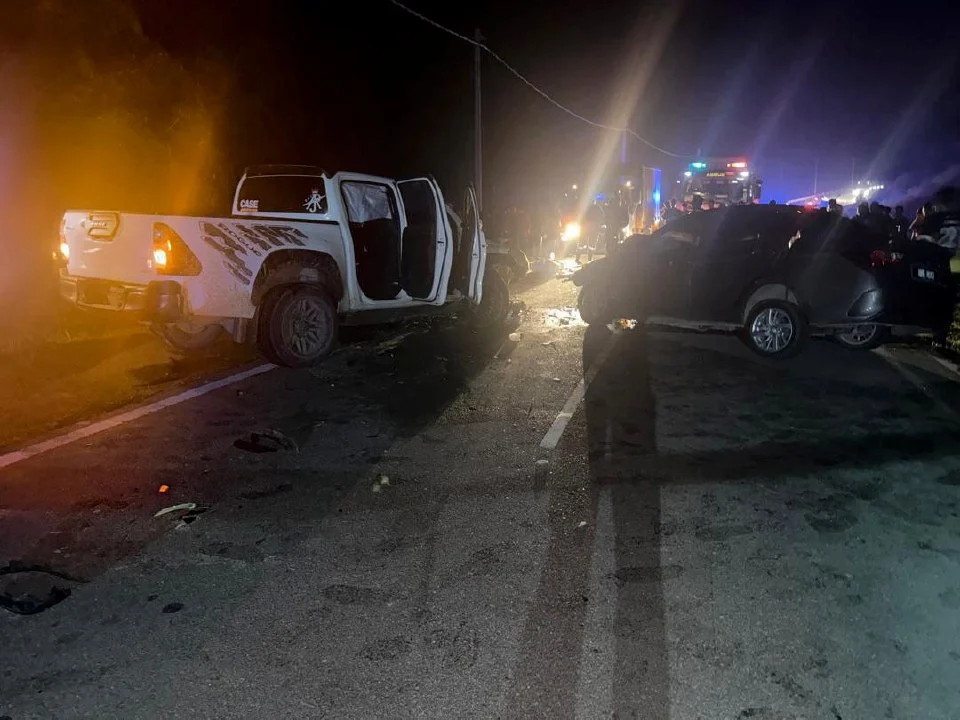Kereta hilang kawalan dipercayai punca 2 warga emas maut dalam kemalangan