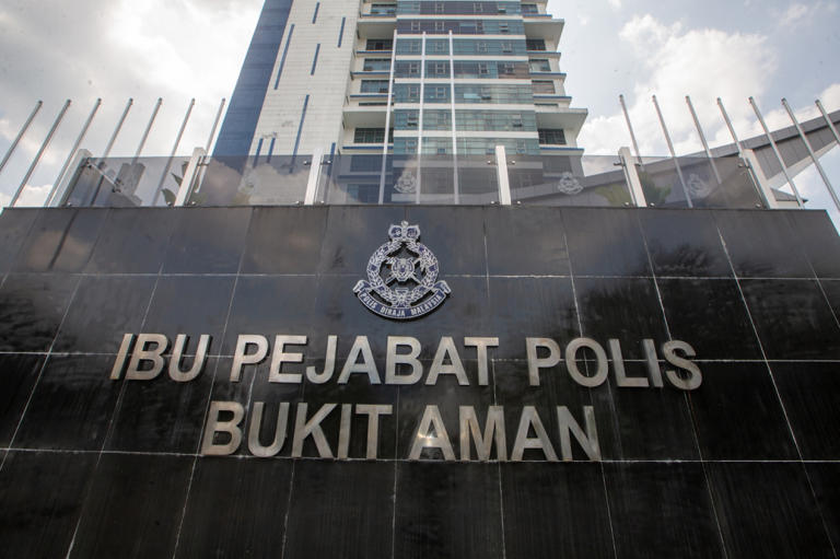 Bukit Aman launches disciplinary investigation into Ampang cop over alleged hotel invite in viral clip