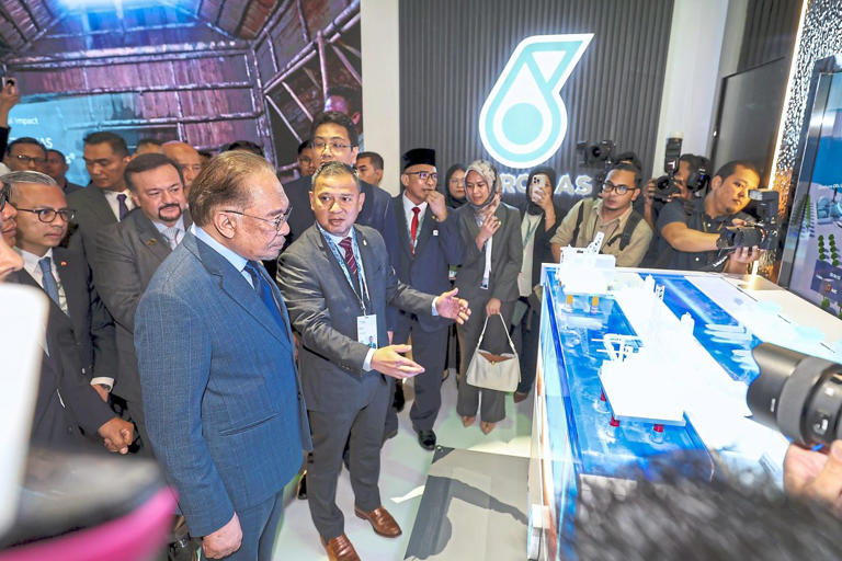 ‘RON95 rationalisation to proceed’