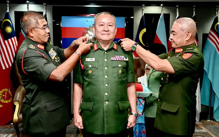 Post with picture of army general taken out of context, says PAS man