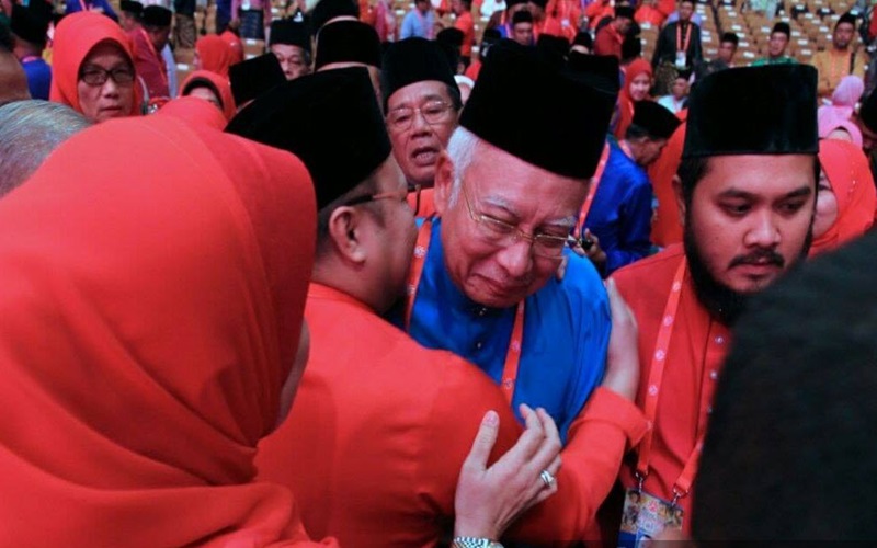 Kecamukan Politik Malaysia Akibat Sumpah Laknat Najib