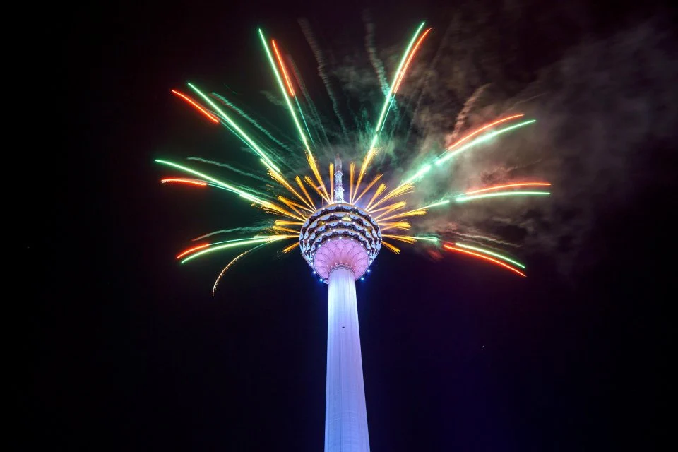 Mahkamah tolak penghinaan Menara KL