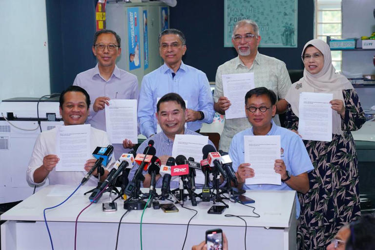 More than a crack? PKR faces its most serious crisis since Sheraton Move, analyst says