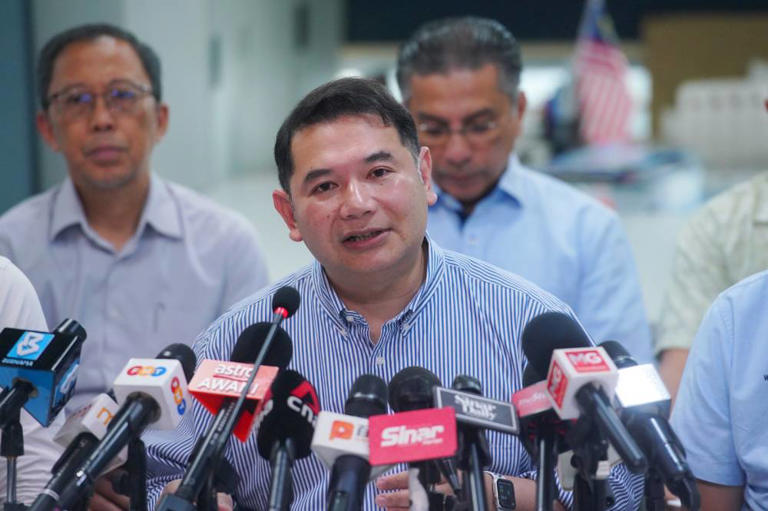 More than a crack? PKR faces its most serious crisis since Sheraton Move, analyst says