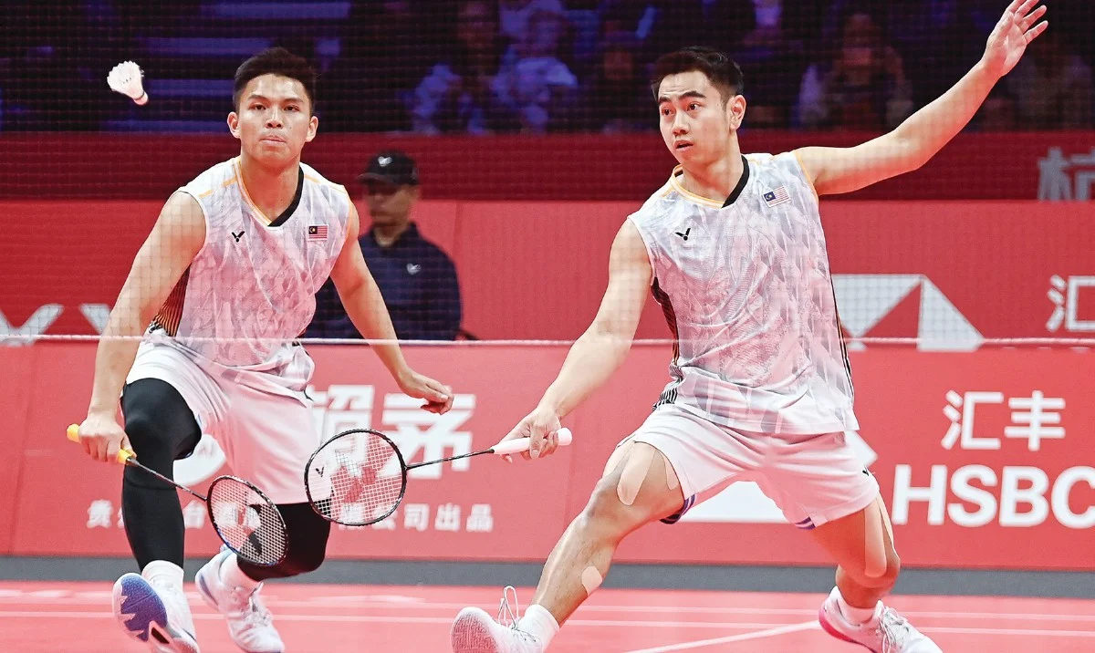 Sze Fei-Izzuddin ke separuh akhir, Azryn-Wee Kiong terkandas