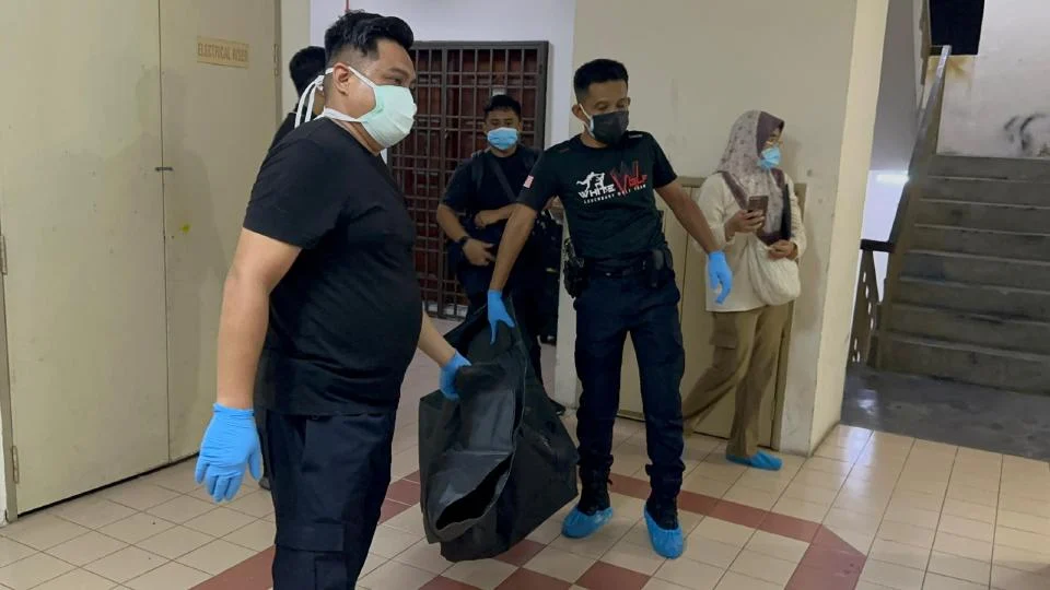 Mayat ibu, anak reput ditemui dalam rumah