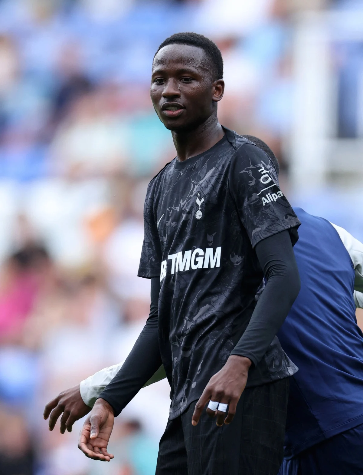 Gol jarak jauh Sarr buat Arsenal 'tersipu malu' di Hong Kong