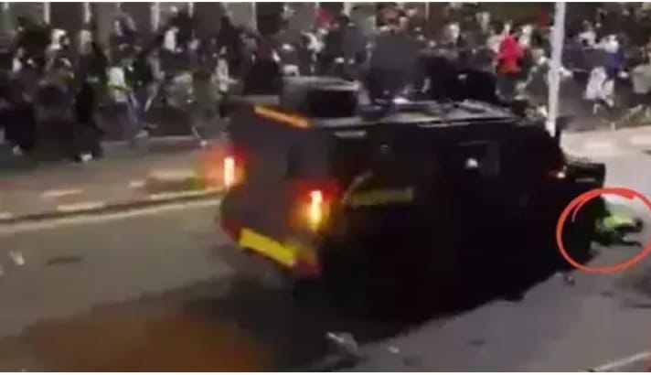 Pemandu kenderaan perisai polis mengaku langgar mati ‘rider’