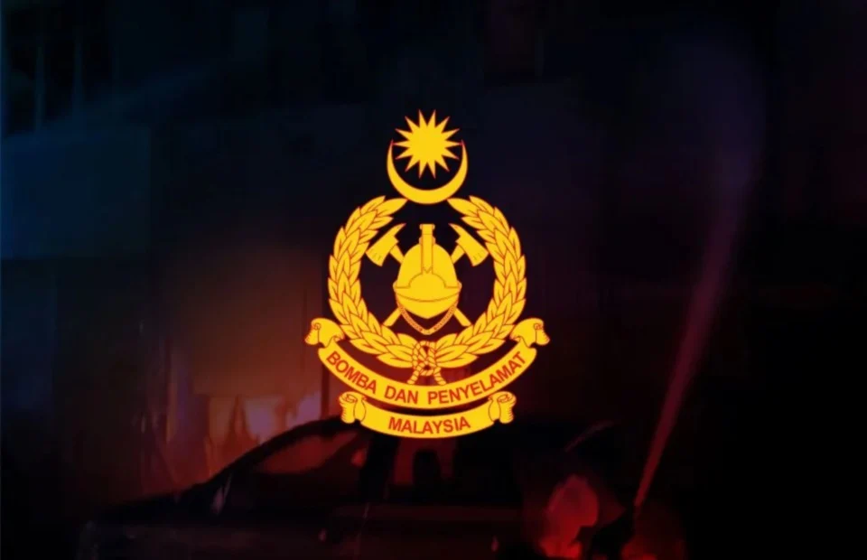 12 rumah kedai musnah terbakar di Semerah