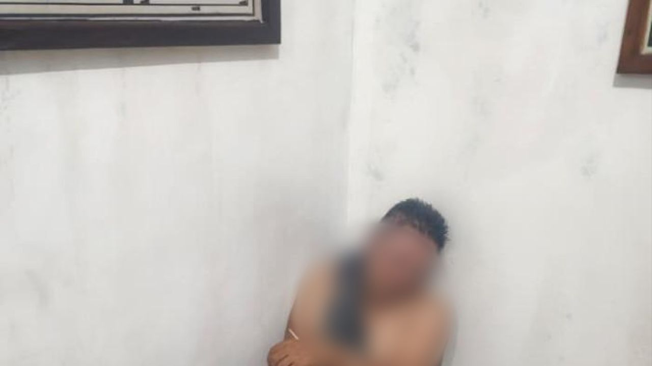 Pencuri motosikal diarak tanpa seurat benang