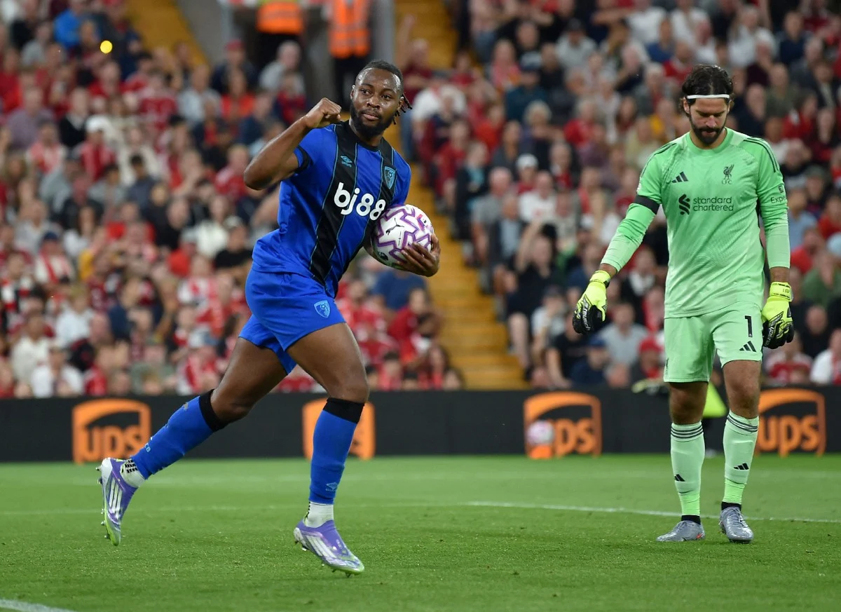 Penyokong Liverpool hina Semenyo dilarang masuk semua stadium UK
