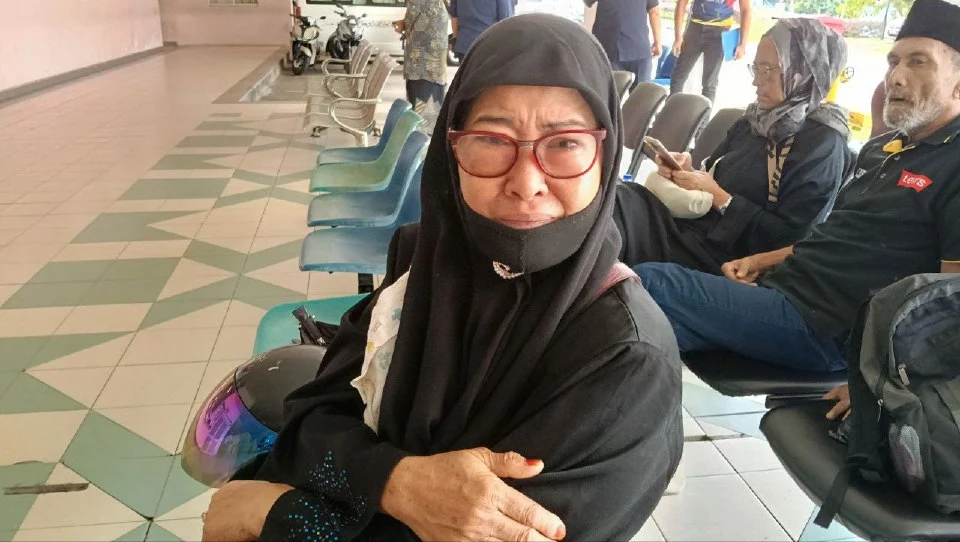 Wafiy sempat tolak 2 kawan ke tepi dengan kaki, sebelum hanyut dan lemas - Nenek