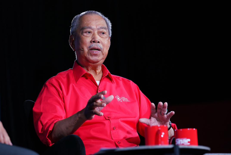 Muhyiddin slams govt for leaving Economy Ministry without full-time minister