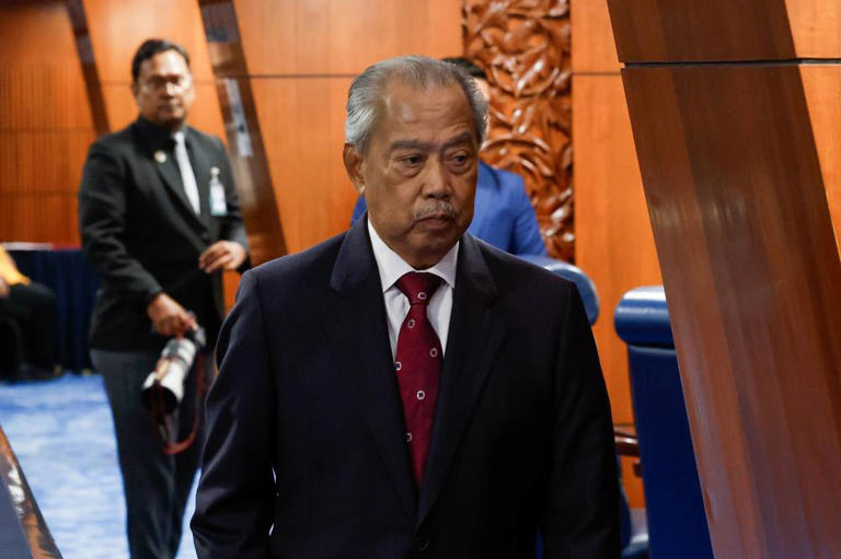 MCMC continues probe into Muhyiddin over RON95 subsidy issue