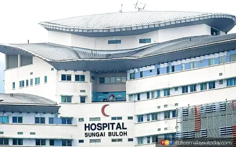 Student who fell from 3rd floor of dorm regains consciousness