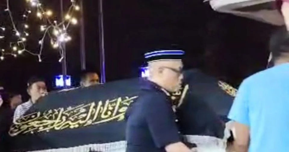 Maut dihempap pokok: Karipap jadi 'tanda' perpisahan Herini untuk rakan baik