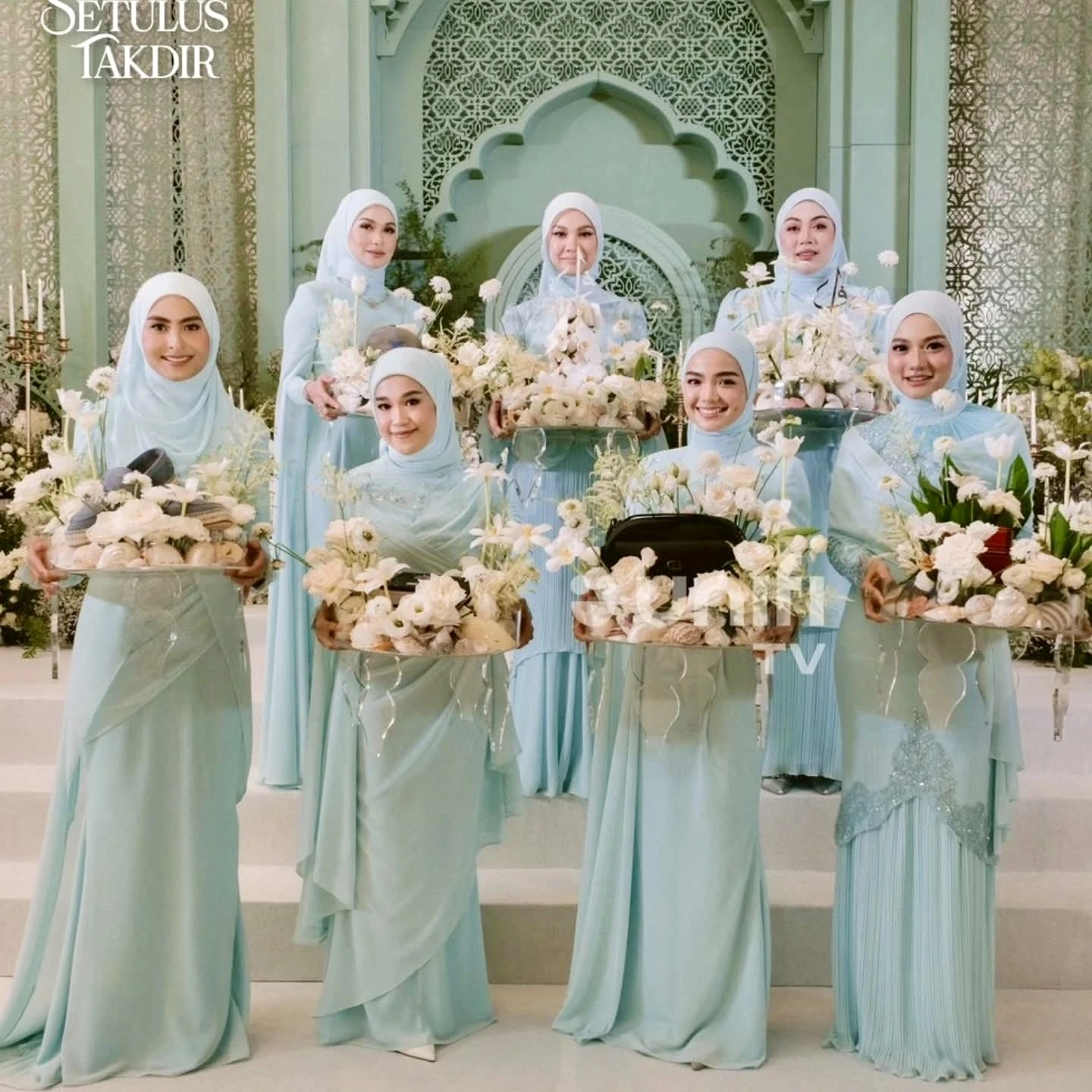 Dulang Girls Majlis Nikah Amira Othman Raih Pujian Netizen [VIDEO] 