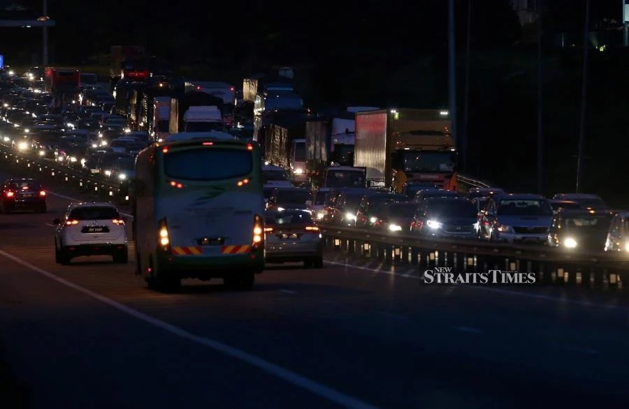 Traffic slow as number of vehicles rise at major highways - LLM