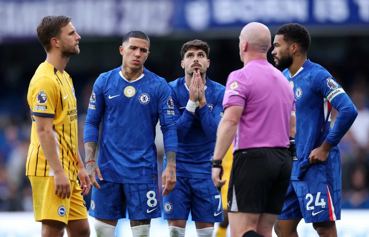 Maresca berang pemain 'beri hadiah percuma'