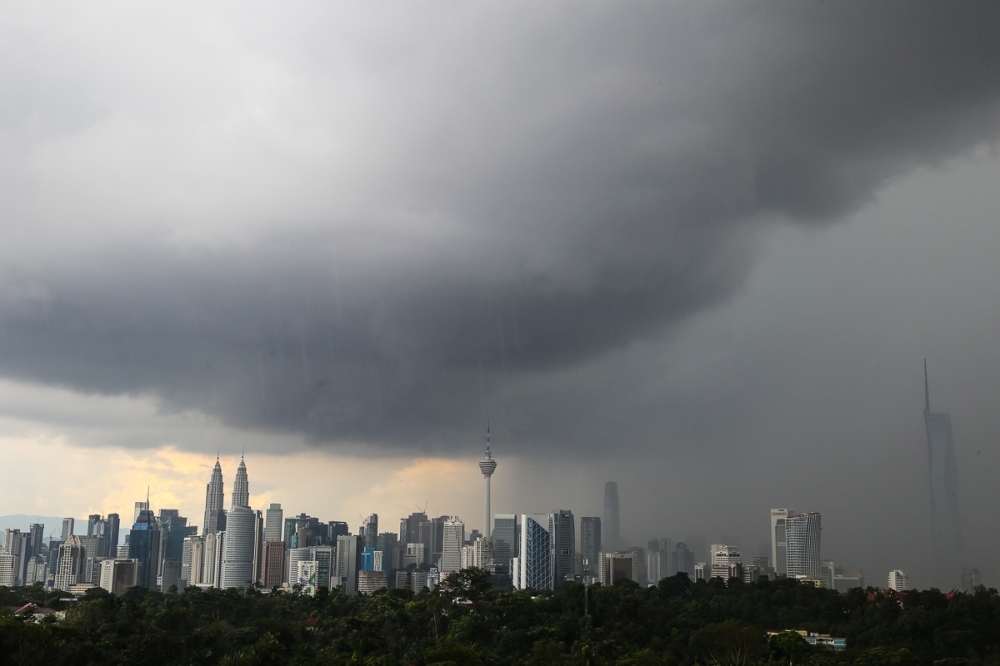 Zahid: Monsoon may hit East Malaysia harder this year due to wind surge, climate change