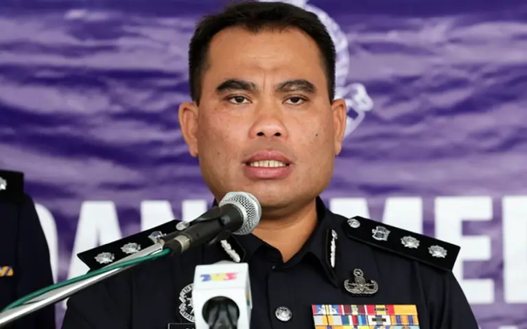 4 men held for rioting after assault at basketball court