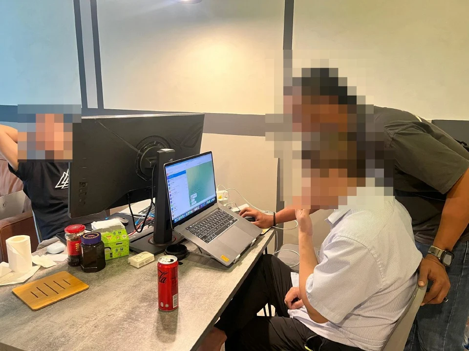 Imigresen tahan 11 warga China, bongkar operasi pusat judi dalam talian