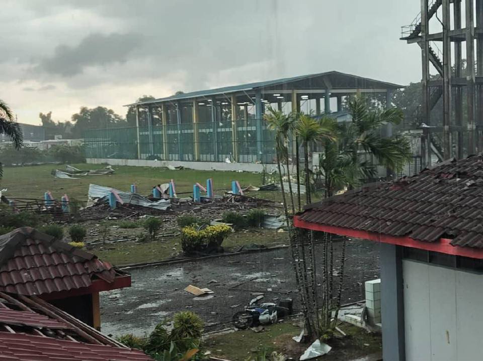 Banting dilanda ribut, sebuah sekolah terjejas teruk