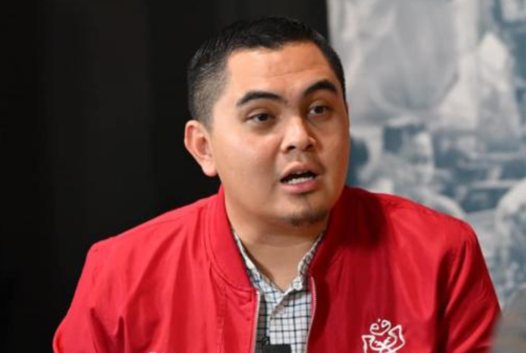 ‘If you want to leave, don’t forget to inform us’ - Akmal mocks MIC over BN exit delay