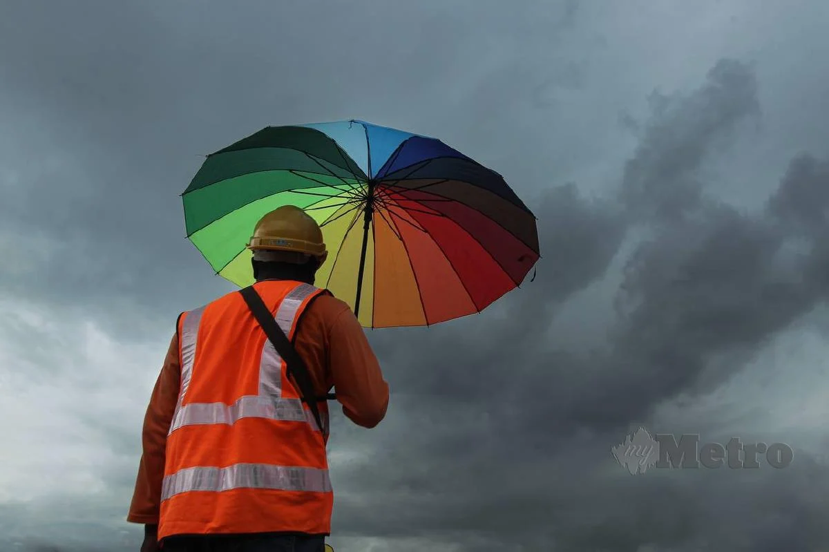 Ribut Tropika Senyar melemah, turun taraf dan menuju ke timur