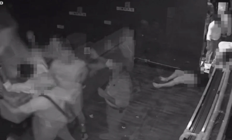 Maut dibelasah di pusat hiburan