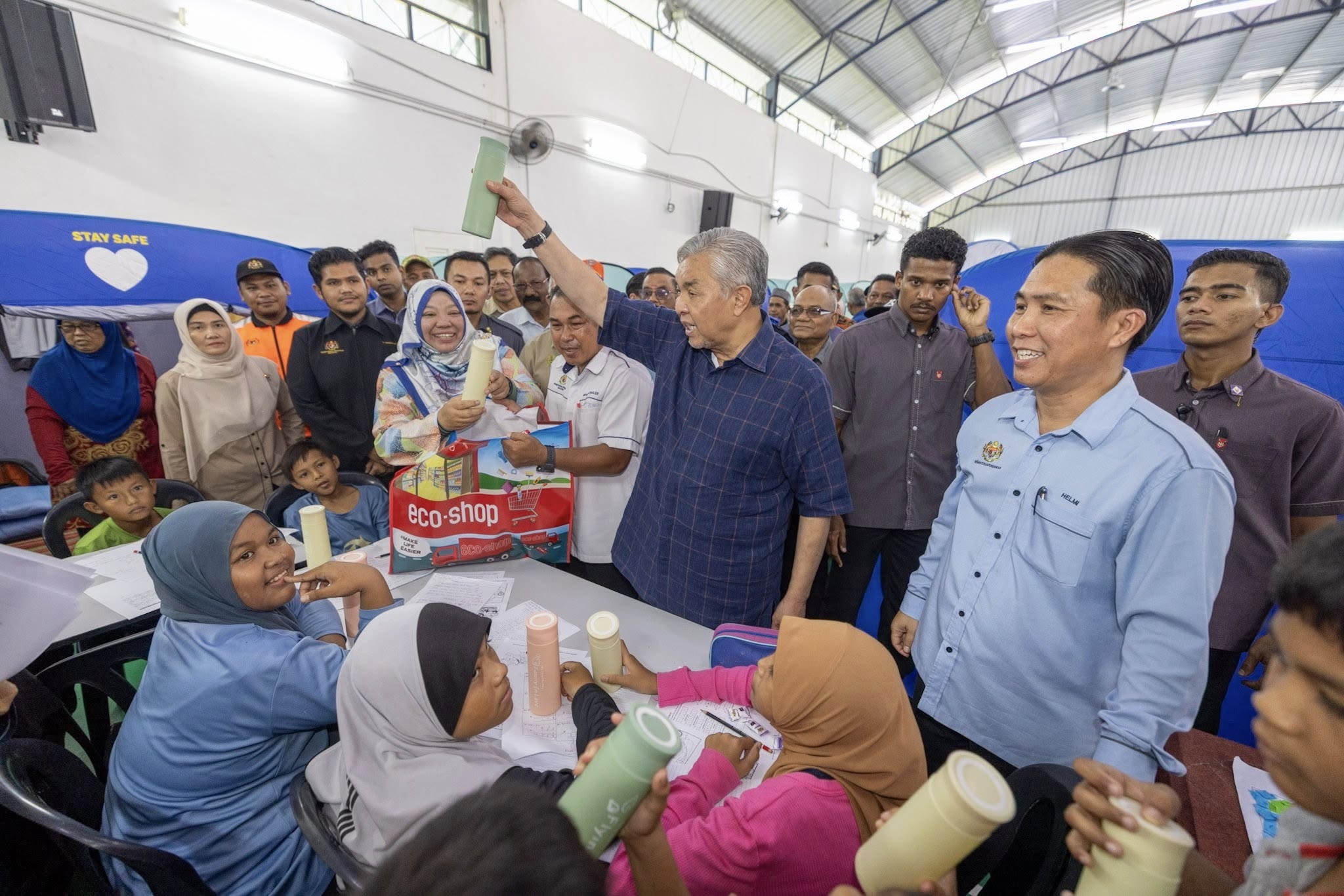 ‘Dalam Keadaan Begini… Keselamatan, Kebajikan Rakyat Jadi Keutamaan’ – Ahmad Zahid