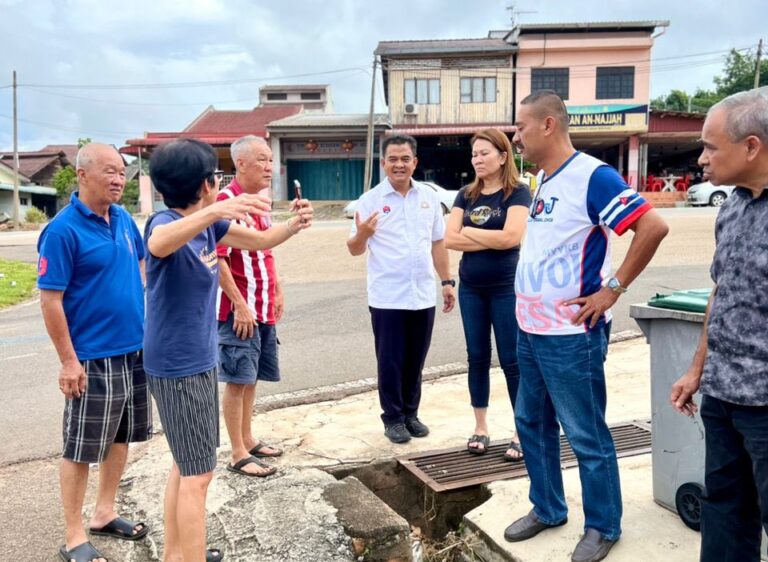 Zahari Terus Komited Turun Padang, Santuni Rakyat Di Kawasan