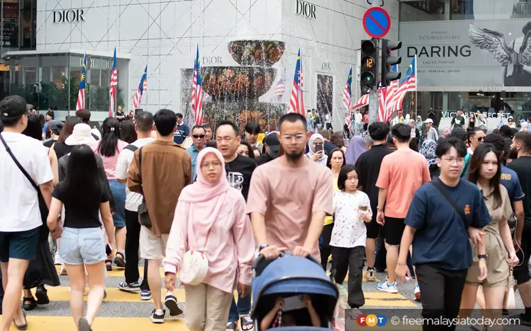 Voters want more than leaders with economic skills, PN told