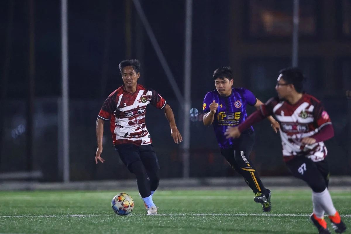 SAB bawa semangat bola sepak, meriahkan persahabatan komuniti