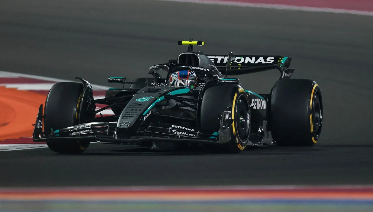 Red Bull mohon maaf, Mercedes berang