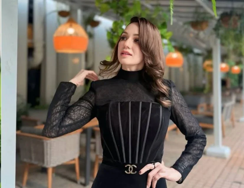 Nadia Annuar - Kalau Jumpa Lelaki Macam Ni, Sebelum Kahwin Sila Lari Jauh-jauh