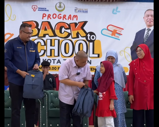 Back To School DUN Kota Tampan: Saarani Pastikan Kebajikan, Pendidikan Anak-anak Diberi Perhatian