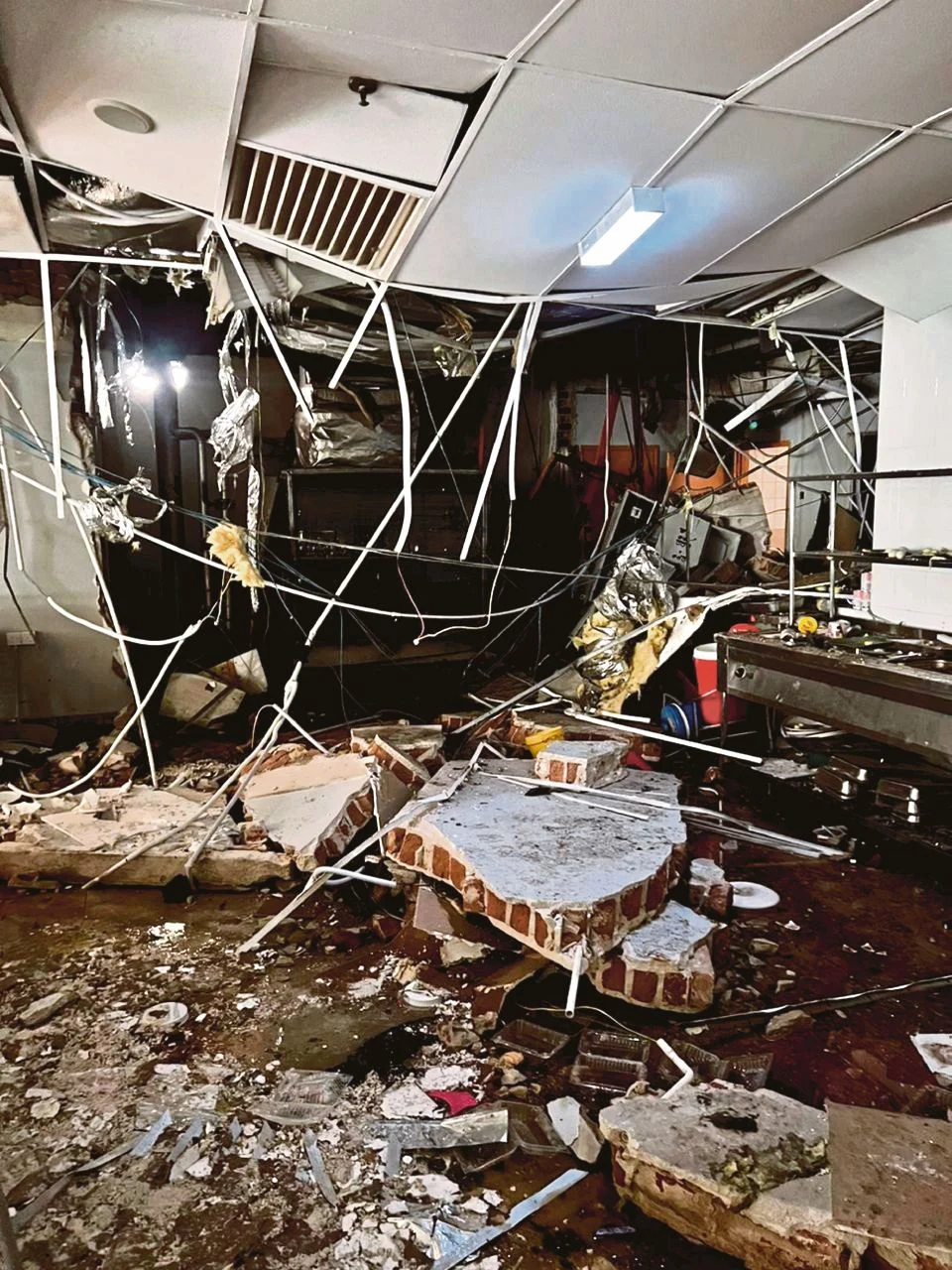 Letupan di kampus: Reeya seorang pejuang, jiwa kental - Keluarga