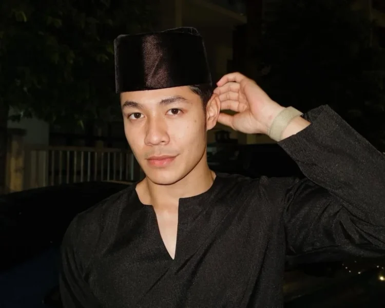 Meerqeen Inginkan Wanita Beradab & Hormat Keluarga [VIDEO]