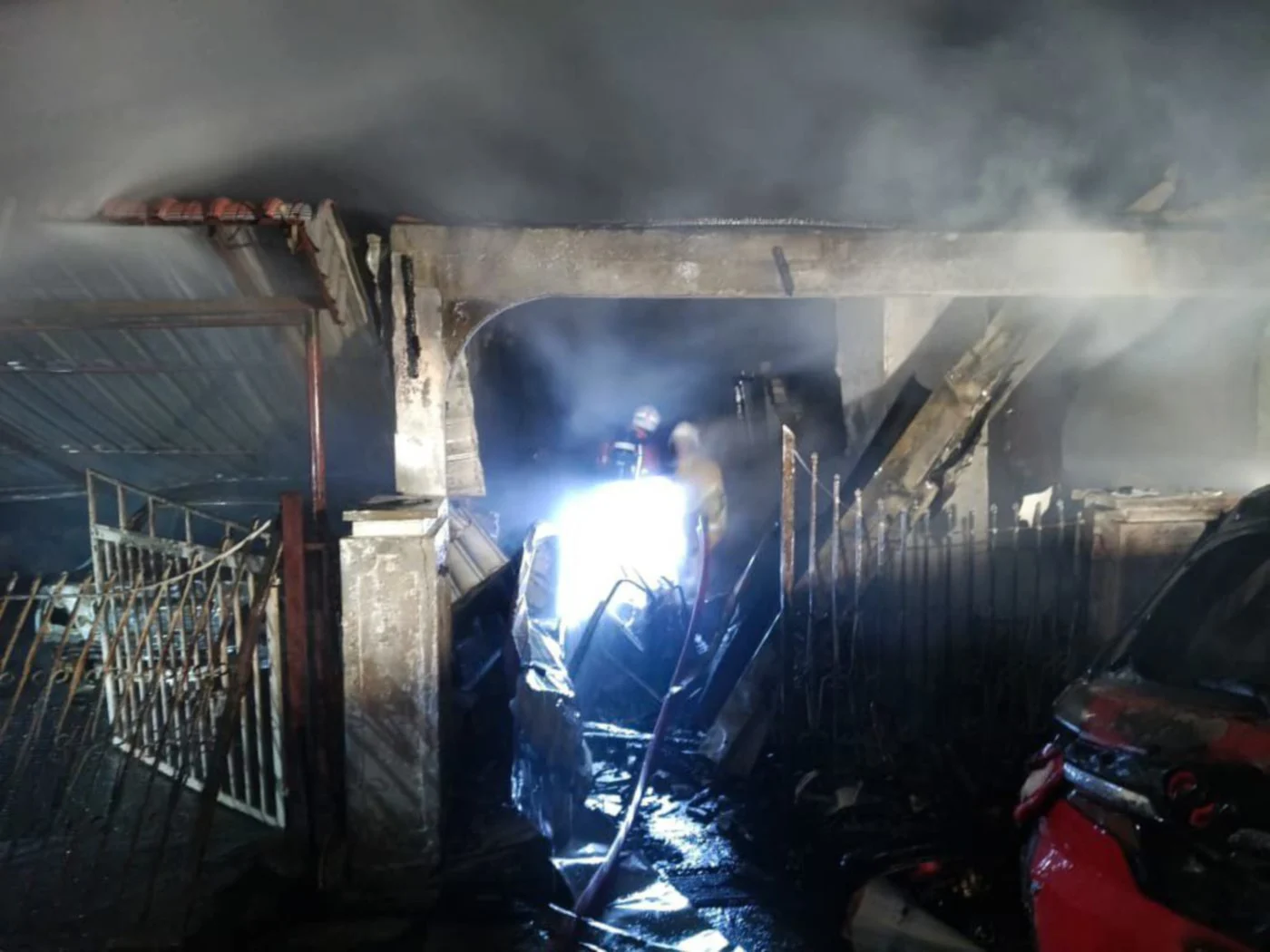 Four terrace houses razed in Kuala Kubu Bharu blaze