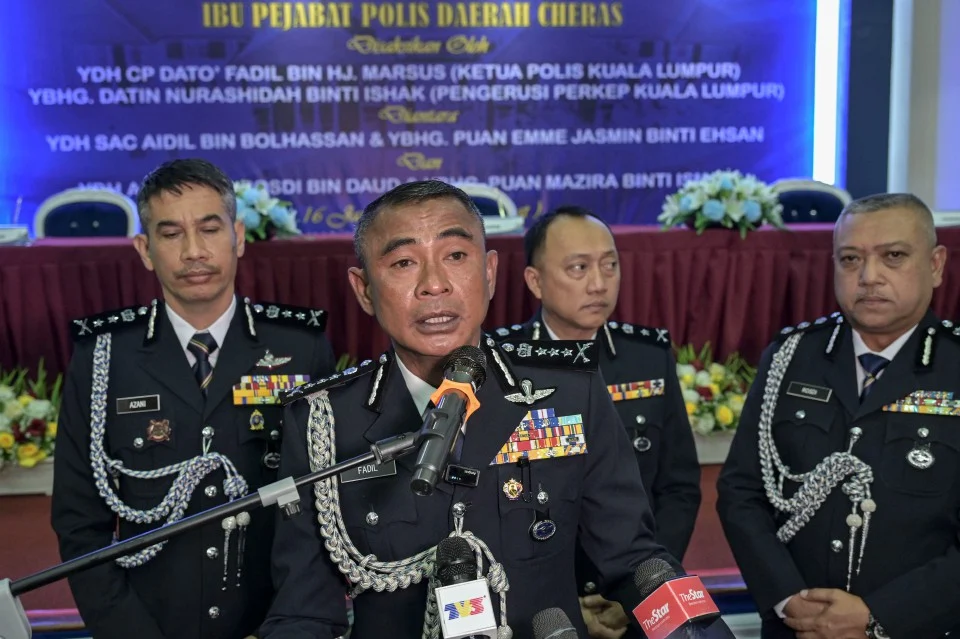 4 warga Iran geng pukau, samun dicekup