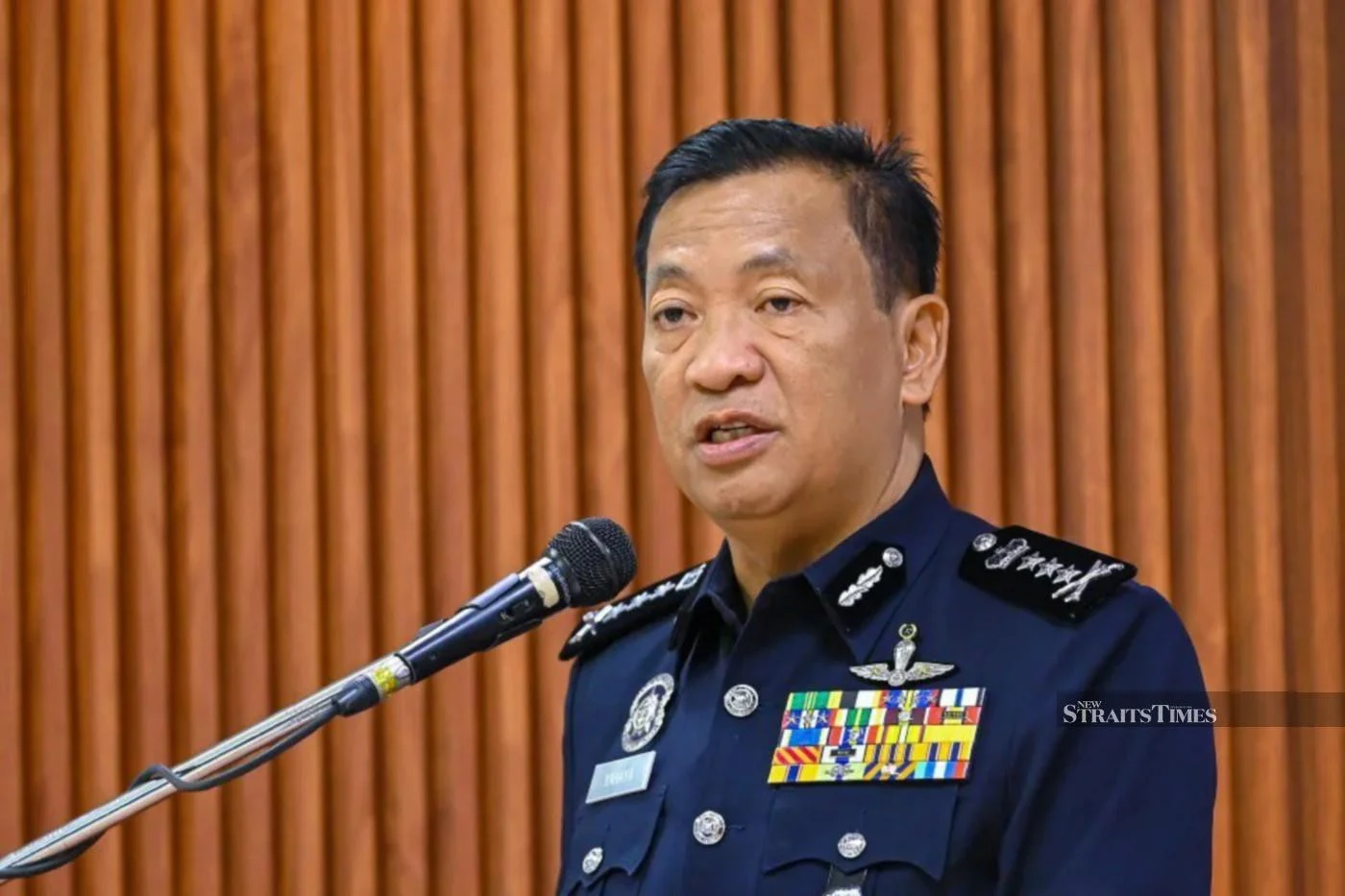 Policeman sustains minor injuries in on-duty accident