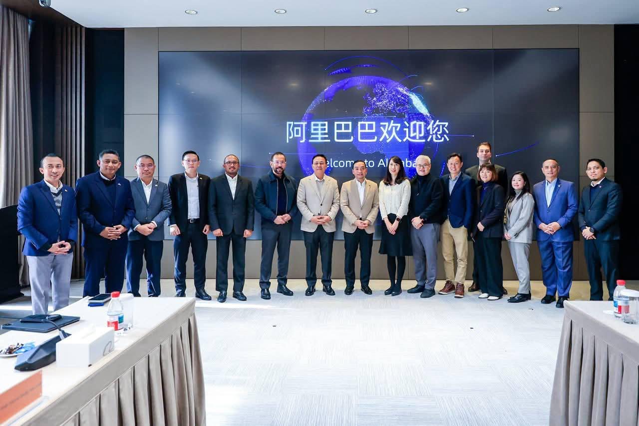 Johor Bincang Kerjasama Strategik Bersama Alibaba Group Dalam Bidang AI