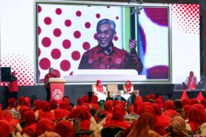 Ahmad Zahid Anggap Skuad Sayang 3K Lambang Keberadaan Wanita UMNO Sentiasa Prihatin