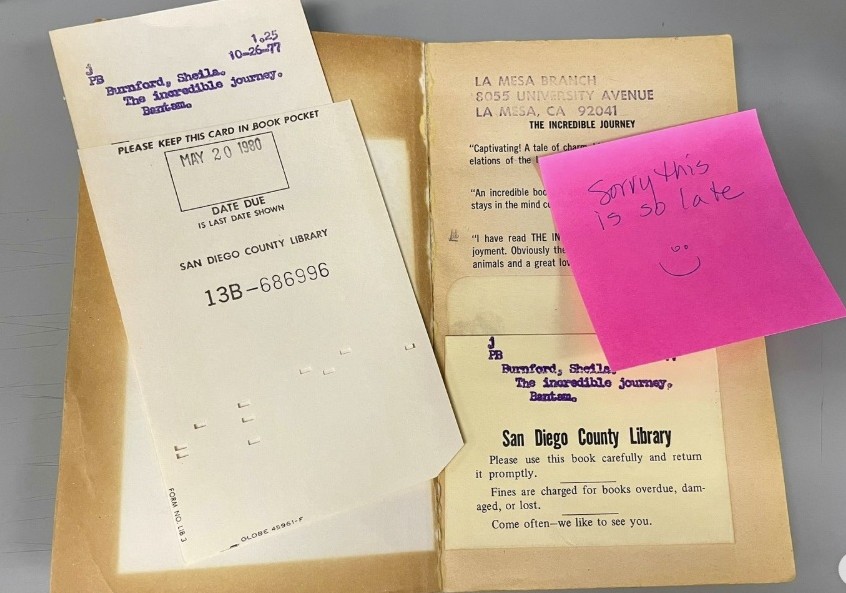 Pinjam buku tahun 1980, bulan ini baru pulangkan